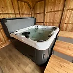 Tiny House *